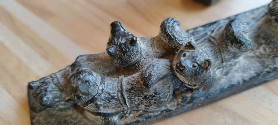 Wolf Skulptur Kanada Hundeschlitten mit Eskimo und Eichhörnchen in Löchgau