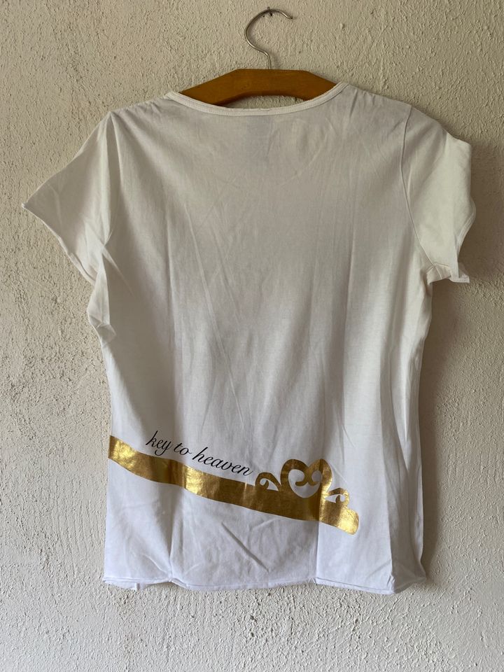 weißes Shirt mit goldenem print von Schumacher in Bergheim