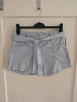 Shorts grau hellgrau taupe gr 38 schleife kurze Hose H&M Niedersachsen - Hildesheim Vorschau