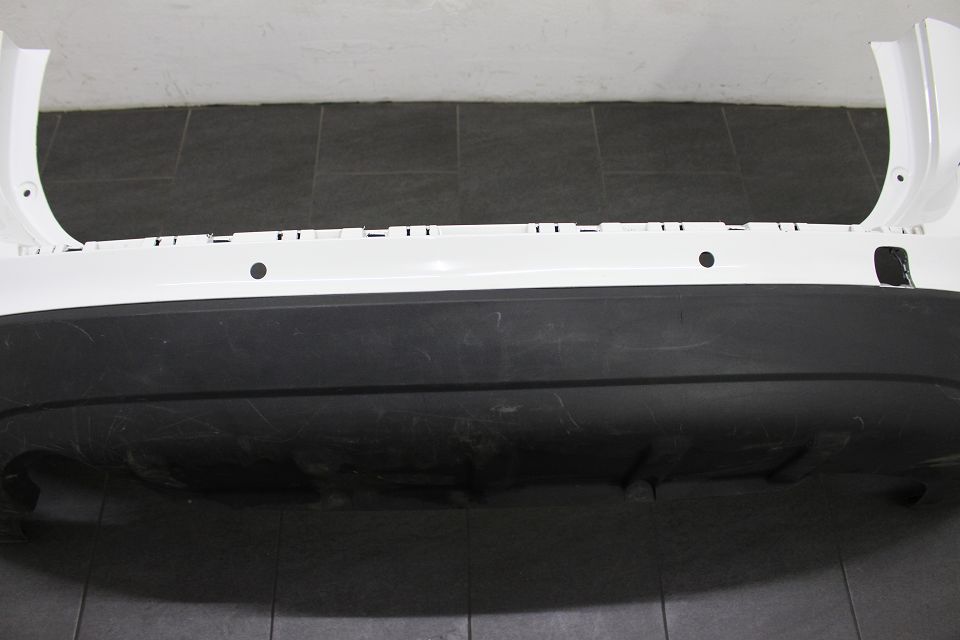 Volvo XC60 Heckstoßstange 30763426 Stoßstange hinten Diffusor PDC in Aurich