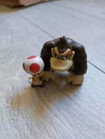 2 Super Mario Figuren (Donkey Kong und Toad) Hessen - Weinbach Vorschau