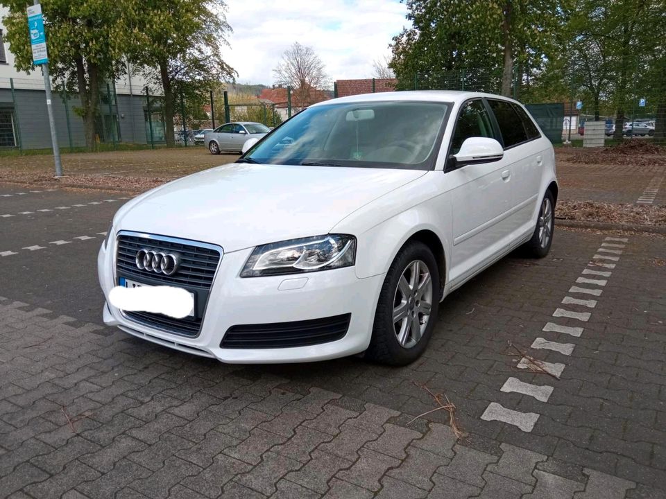 Audi A3 weiß in Detmold