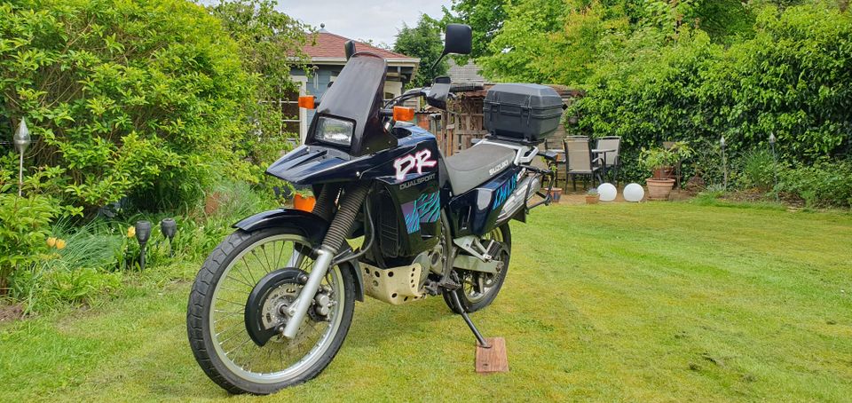 Top gepflegte Touren Enduro, Suzuki DR 800 Big in Emmerich am Rhein