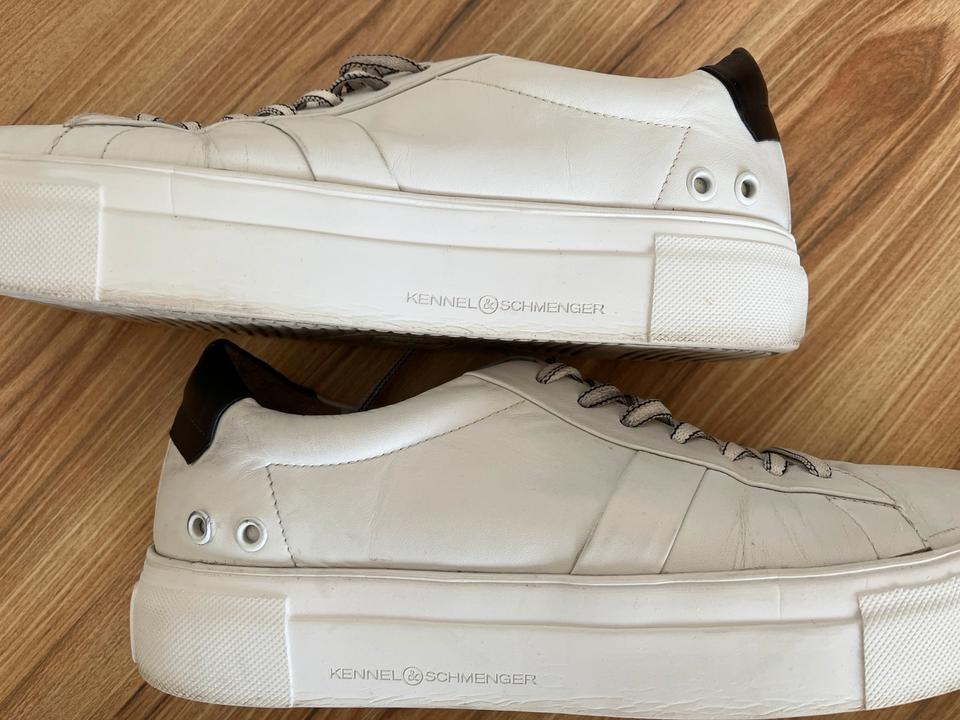Kennel und Schmenger Sneaker Gr. 41/ 42 Leder Neupreis 270 € in Kölln-Reisiek