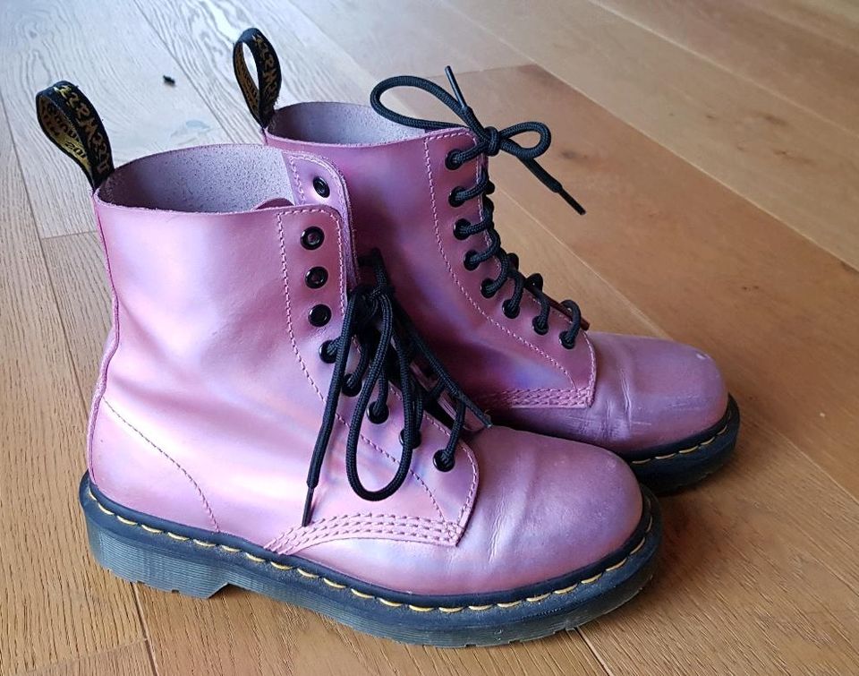 Doc Martens 39 metallic Pink Pascal 8-Loch Docs Dr Martens in Rosenheim