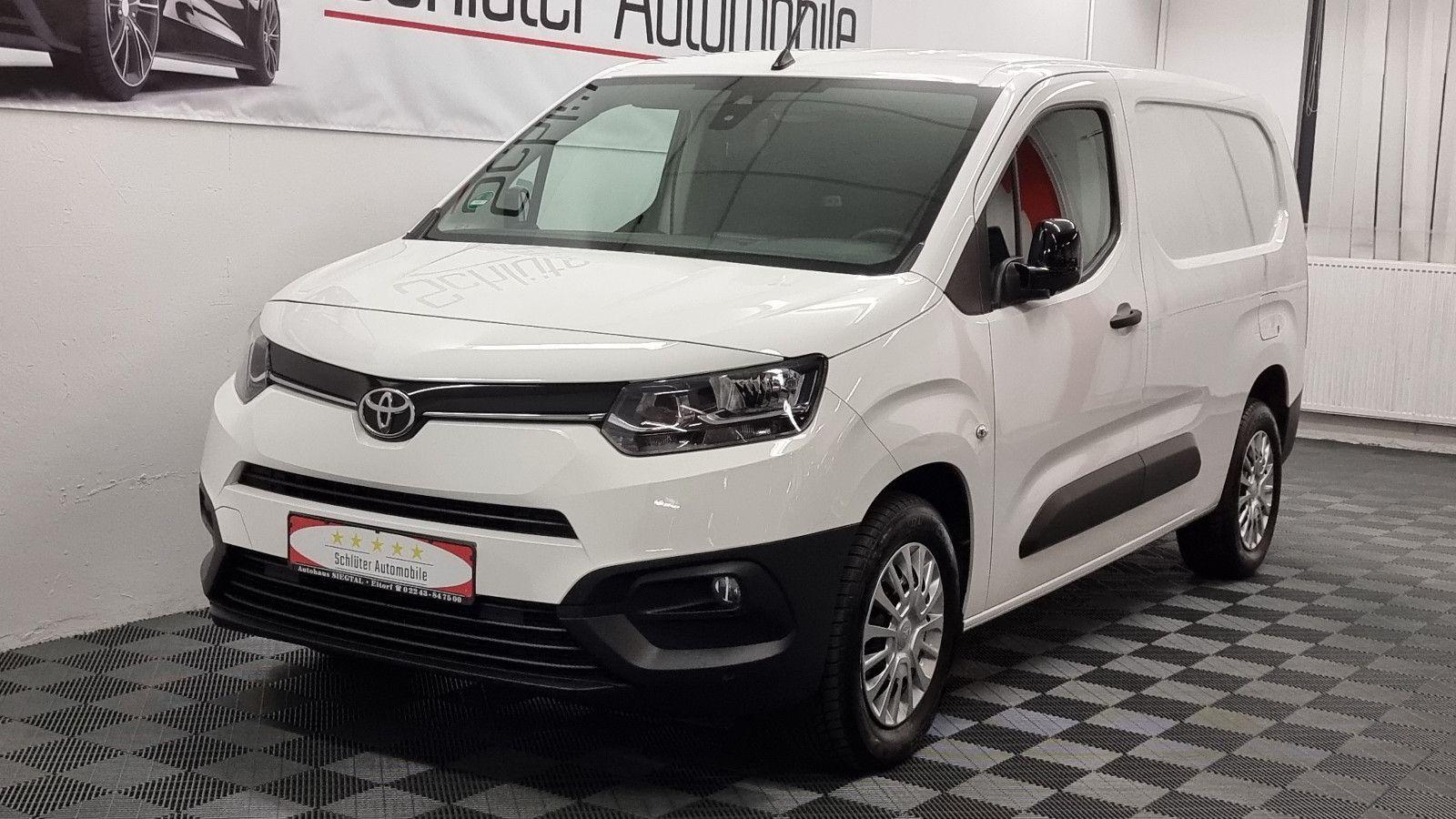 Abbildung des Autos Toyota Proace City 1.5 L…