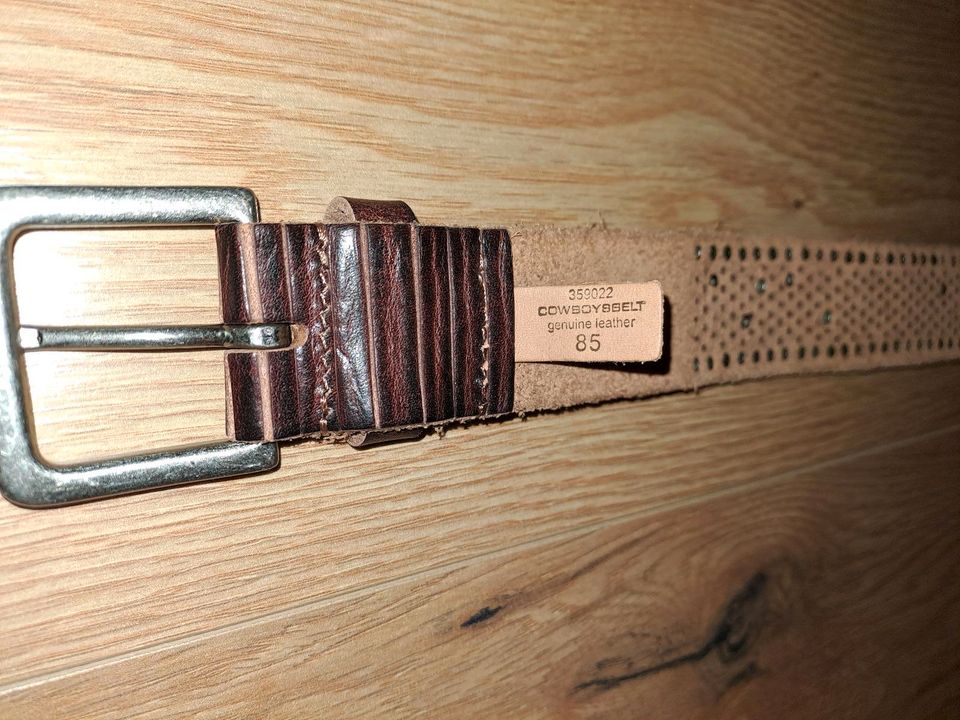 Cowboysbelt, Ledergürtel, neuwertig in Kerpen