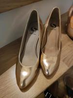 6 Paar Schuhe Gr. 37 für 20 Euro abzuholen nur zusammen Nordrhein-Westfalen - Velbert Vorschau