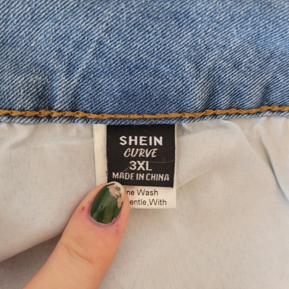 Jeans mit hoher Taille | blue washed | Shein | 3XL | Neuwertig in Dresden