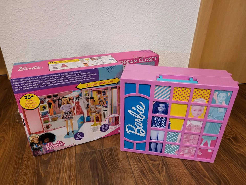 Barbie - Dream Closet - Traum Kleiderschrank - GPK10 in Leipzig