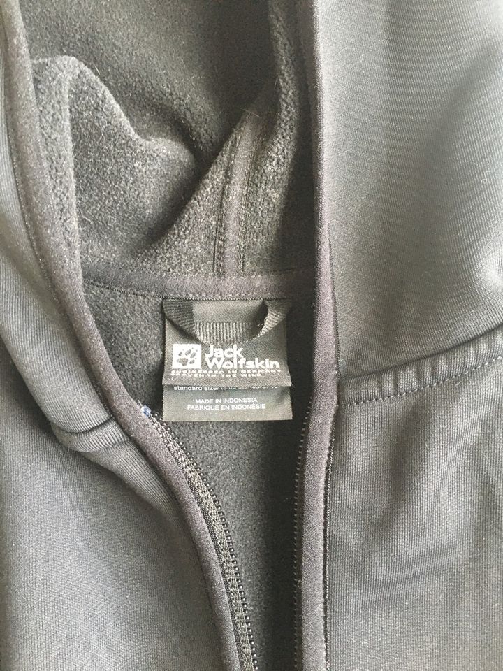 JACK WOLFSKIN Baiselberg Hooded Fleecejacke Gr. M NEU in Düsseldorf