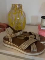Sandalen Gold INUOVO 38 Bayern - Abensberg Vorschau