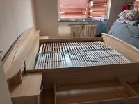 Ehebett/Doppelbett mit eingebauten Nachtschränkchen und Bettkä Niedersachsen - Seelze Vorschau