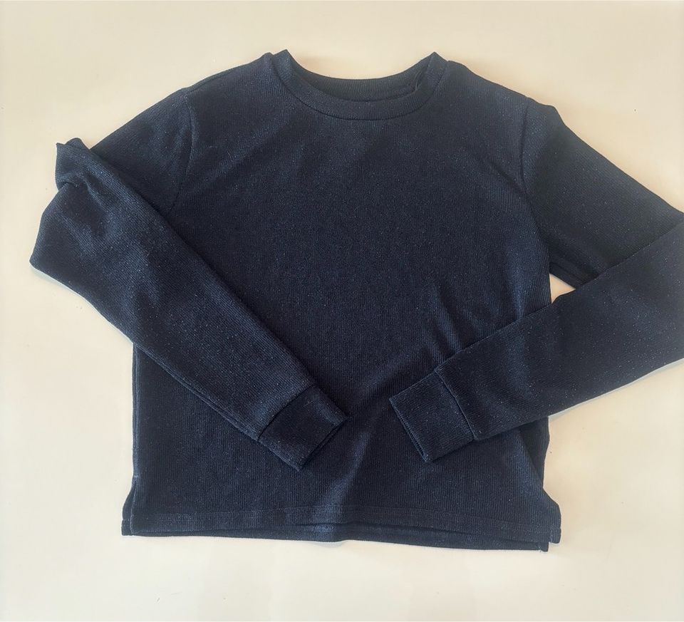 Pulli, Pullover , „H&M“ dunkelblau mit hellblauen Funkel, Gr. XS in Issum