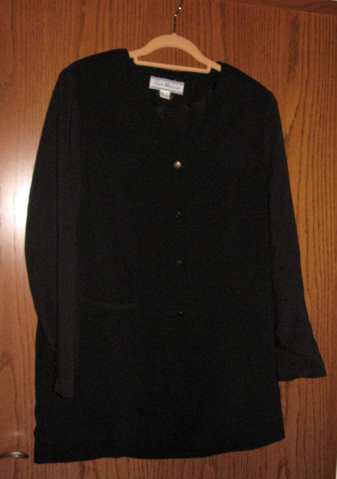 Kostüm Seide schwarz 40 42 L XL schwarz Rock Longblazer Jacke in Calberlah
