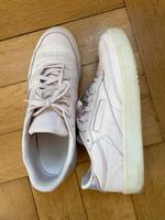 Reebok Club C 85 rosa/holographic Gr.39 Stuttgart - Stuttgart-Süd Vorschau