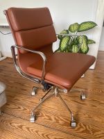 Eames Softpad Office Chair Tan Brown Leather - Replica Altona - Hamburg Ottensen Vorschau