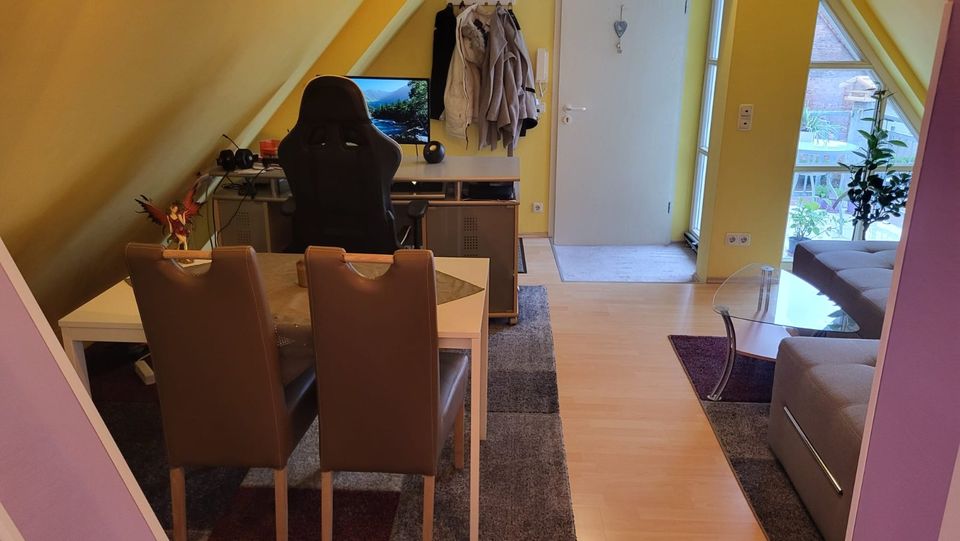 ab 1.8.24: 2 Zimmer Single-Wohnung in Gründau Lieblos mit Balkon in Gründau