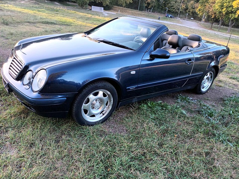 Mercedes Benz Cabrio CLK 230  Kompressor Sport in Karlsruhe