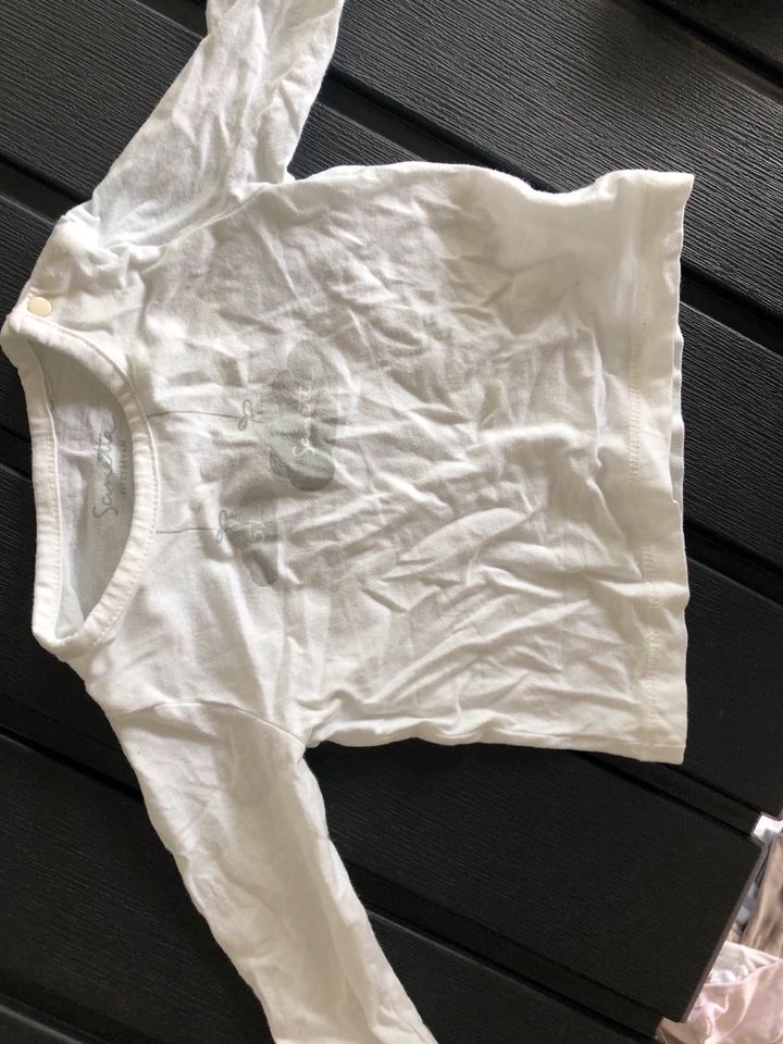 Babyoutfit Sanette Fiftyseven Hose Longshirt Mütze in Duisburg