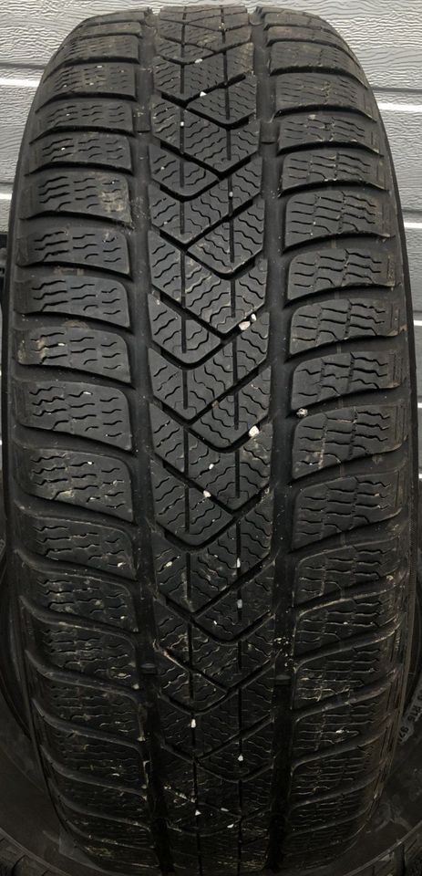 4x Winterreifen (((205/60 R16 92H))) PIRELLI Winter Sottozero3 in Herne