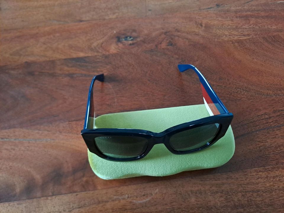 Gucci Sonnenbrille in Neu-Anspach