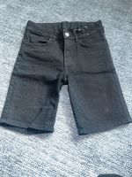 Schwarze Jeans Shorts H&M neu 134 Nordrhein-Westfalen - Leopoldshöhe Vorschau