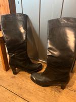 Lederstiefel Belmondo Gr. 39, Lackschwarz Brandenburg - Trebbin Vorschau