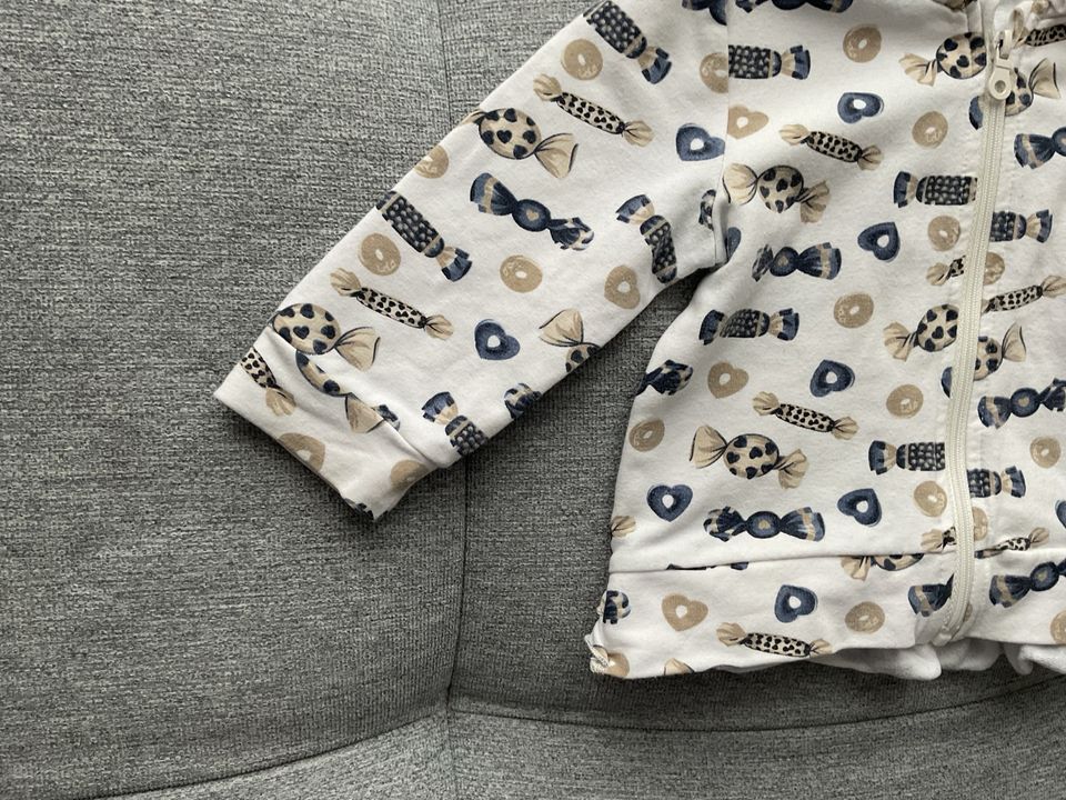 Süßes Babygirl Jäckchen Hoodie von iDO mit Schleife, Gr. 74 in Ruderting