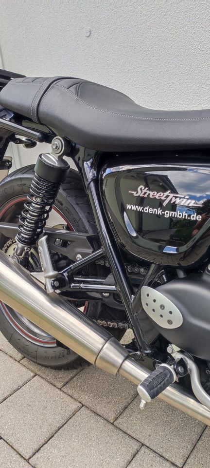 Triumph Street Twin 900 (Top gepflegt!) in Grafenau