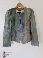 Lederjacke kurz blau/beige Größe 42 Giorgio Armani Hessen - Dieburg Vorschau