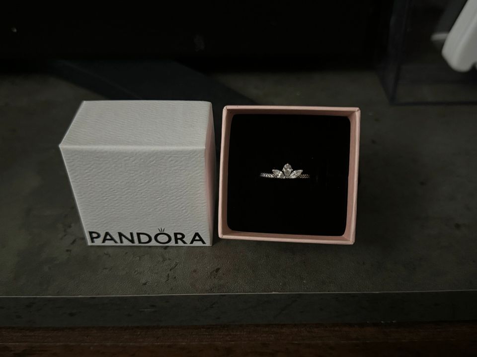 Pandora Ring in Grevenbroich