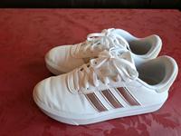 Adidas Sneaker 36 fast neu Bayern - Weiltingen Vorschau