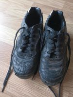 Fußball Schuhe zu Verschenken Gr. 31 Sachsen - Meerane Vorschau