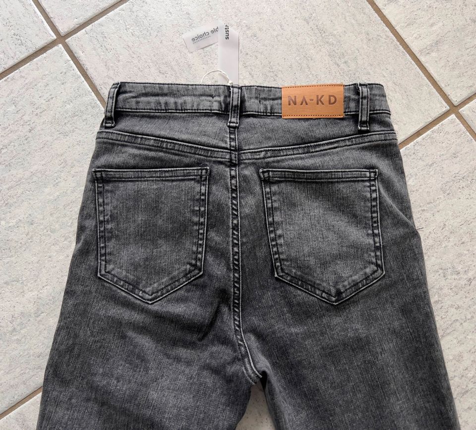 na-kd Skinny Jeans mit hoher Taille - Gr. 36 - Grau - Neuw.! in Borgentreich