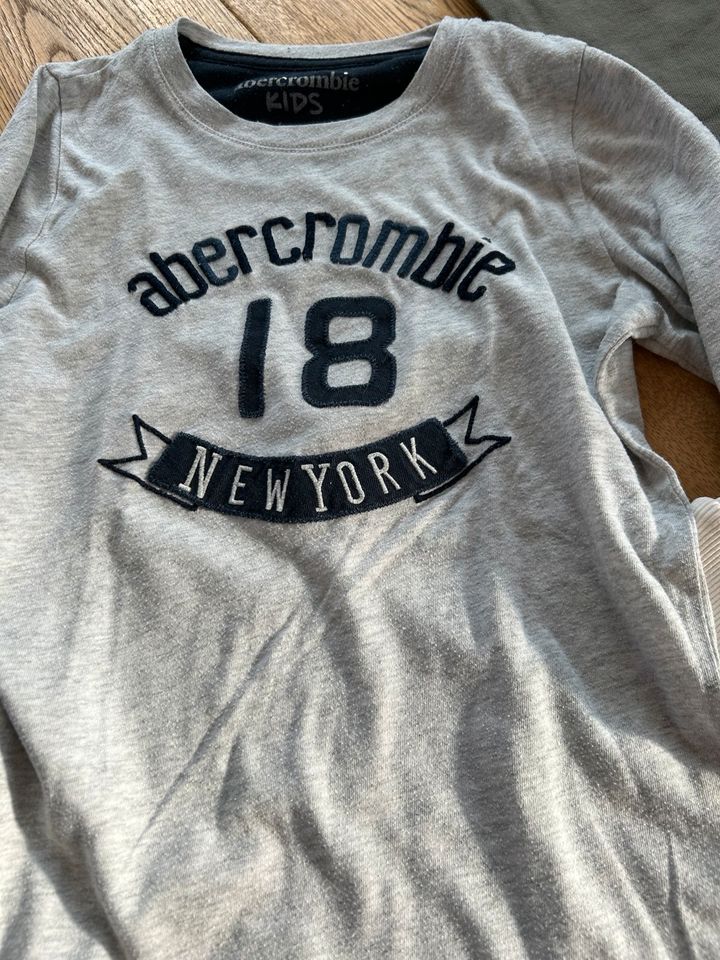 LA Shirts Zara, H&M, Abercrombie 146 in Hösbach