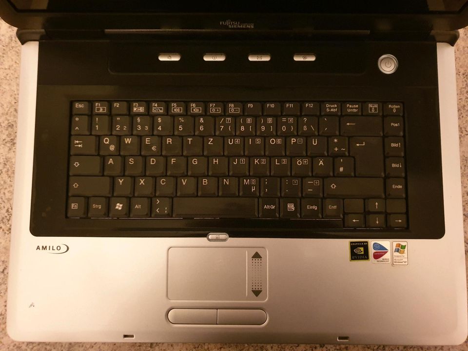 Fujitsu Siemens Notebook FSC Amilo M3438G in Hamburg