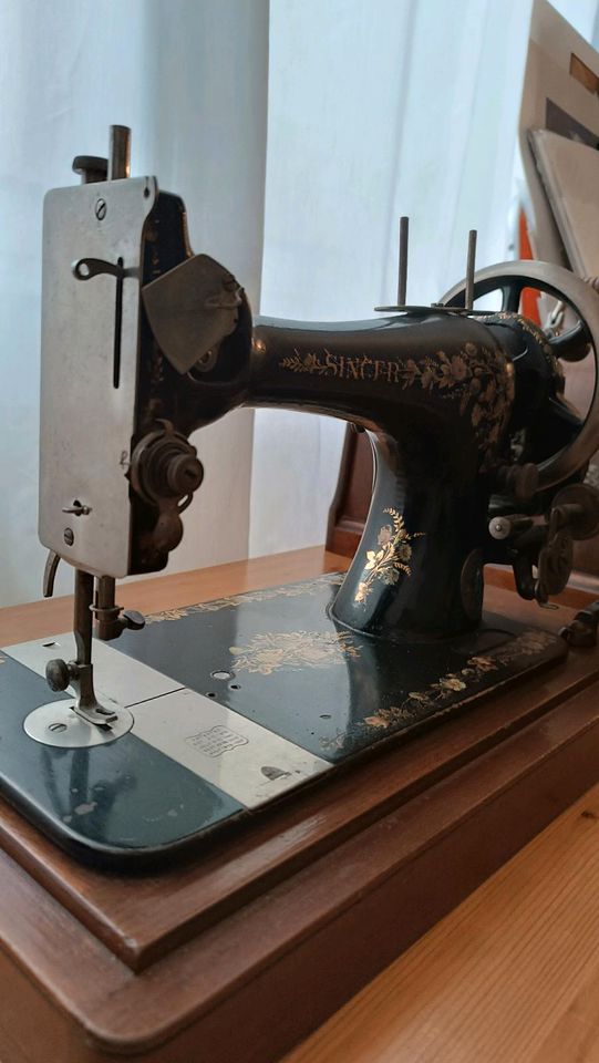 Wunderschöne Singer, alte Nähmaschine, Vintage Handkurbel, in Berlin