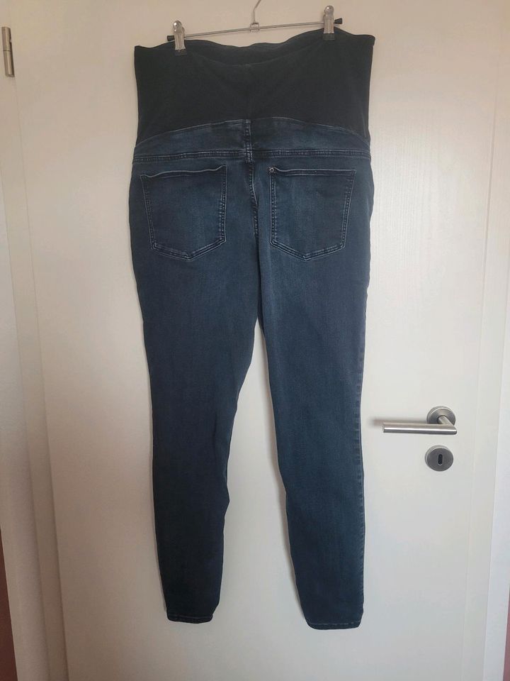 Umstandshose Jeans Umstandskleidung Umstandsjeans H&M in Marburg