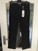 NEU Jeans v. Heine Strech schwarz mit Etikett Gr.38 Nordrhein-Westfalen - Gelsenkirchen Vorschau