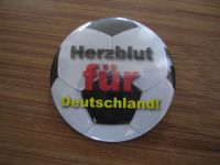 "Herzblut für Deutschland!" Anstecker Fussball gebraucht Brandenburg - Teltow Vorschau