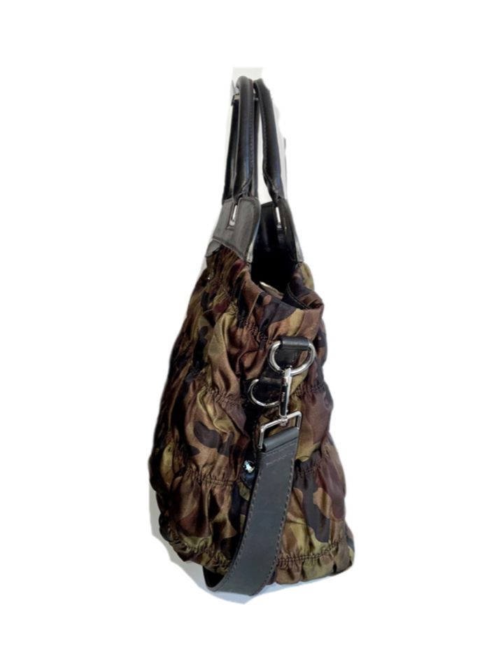 Prada Shopping Bag Tessuto Tasche Camouflage in Simmozheim