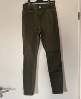 HOSE JEANS KHAKI GRÜN OLIV GRÜN HIGH WAIST GR.36/S NEUWERTIG Bayern - Gilching Vorschau