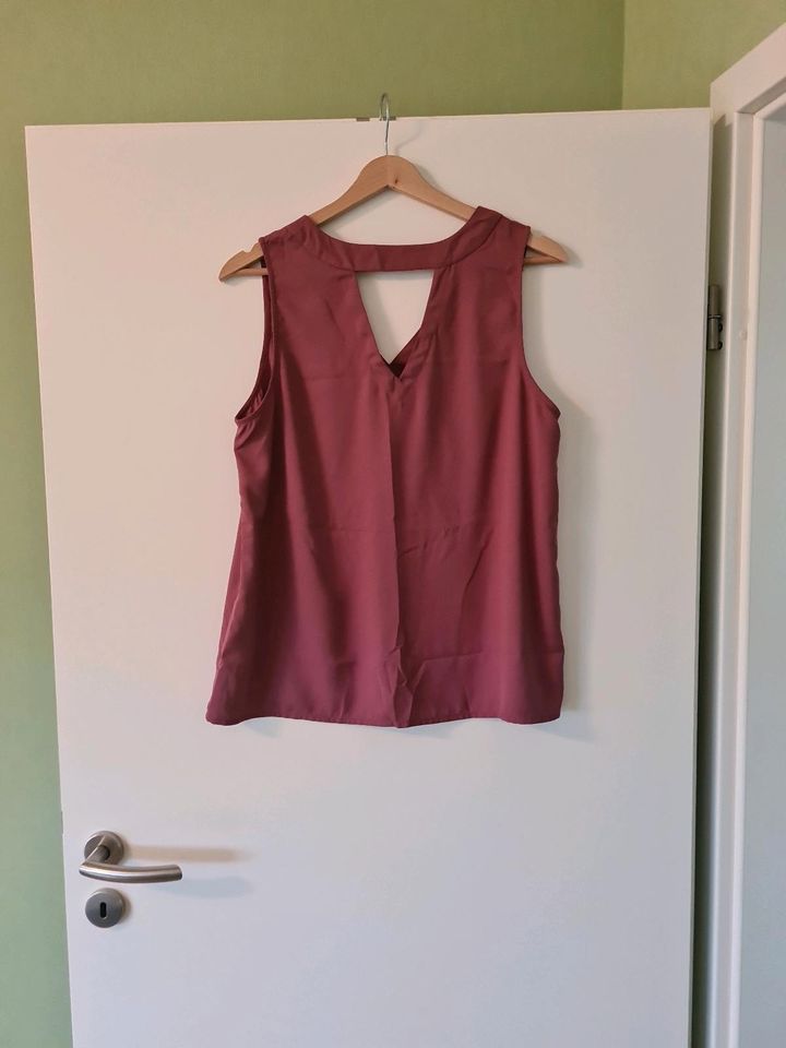 Vero Moda Gr. 5  Bluse/ Top in Ochtrup