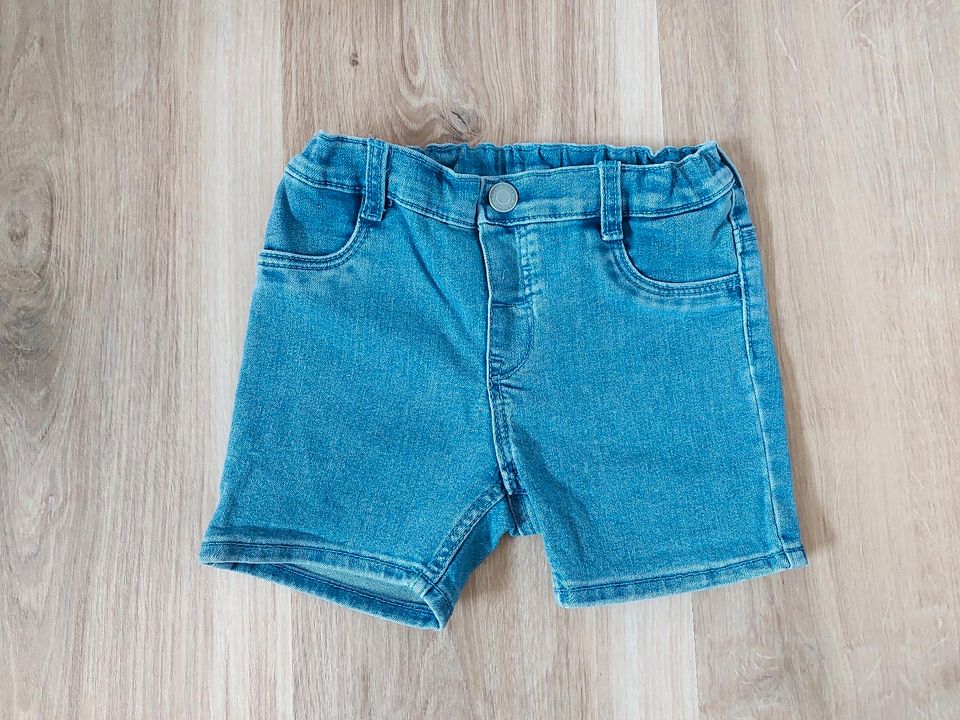 Jeans-Shorts / Kurze Hose NEU Größe 98 in Bodenheim