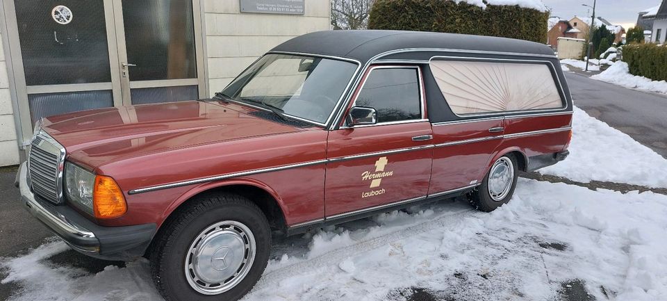 Daimler-Benz 123 Bj.1984 Leichenwagen in Laubach (Eifel)