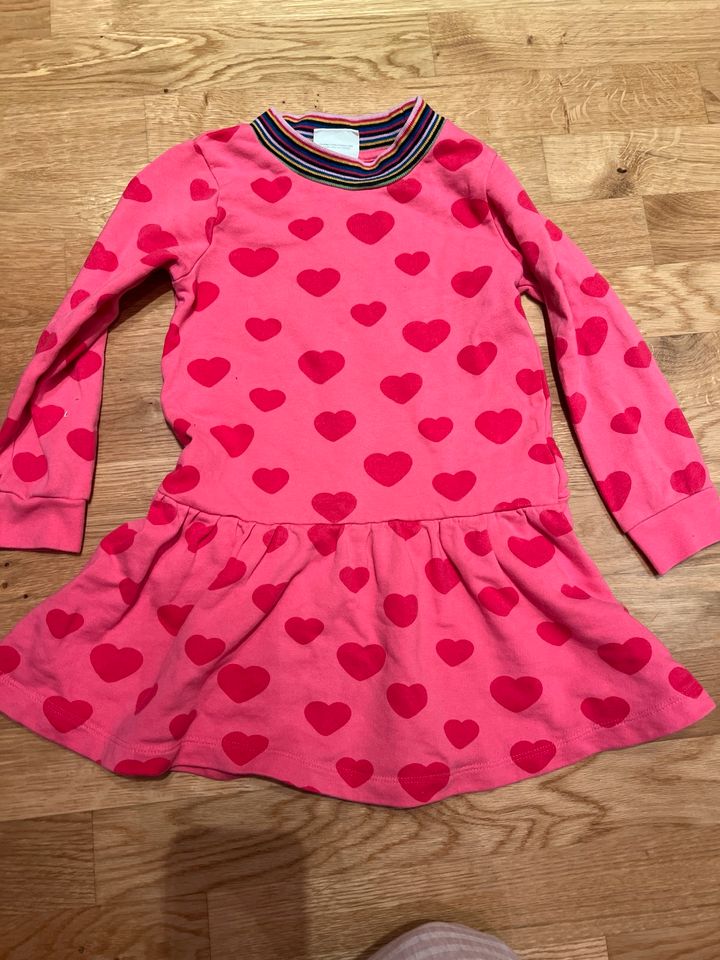 WNEU Famy Sweatkleid Kleid Pink rote Herzen Gr 110 116 Ernstings in Karlsruhe