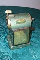 Anspitzer / Bleistiftspitzer A. W. Faber-Castell No. 52/25 Nordrhein-Westfalen - Ratingen Vorschau