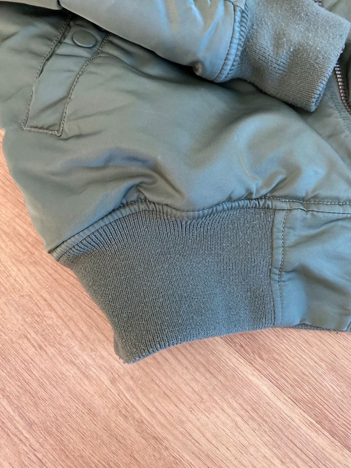 Alpha Industries MA-1 Hooded Oliv Bomberjacke Größe L in Bissendorf