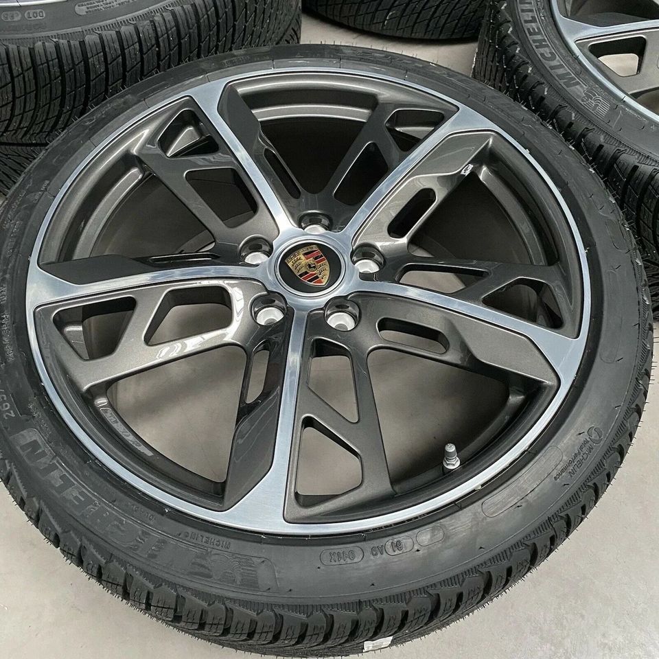 ORIGINAL PORSCHE TAYCAN 21" CROSS TURISMO 4S TURBO S WINTERRÄDER in Efringen-Kirchen